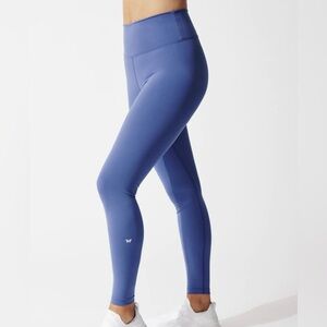 Heroine sport one 47 leggings arctic blue. Size L. EUC